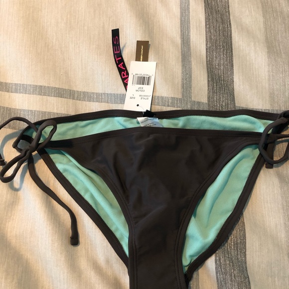 Brown and teal bathing suit - Picture 6 of 6
